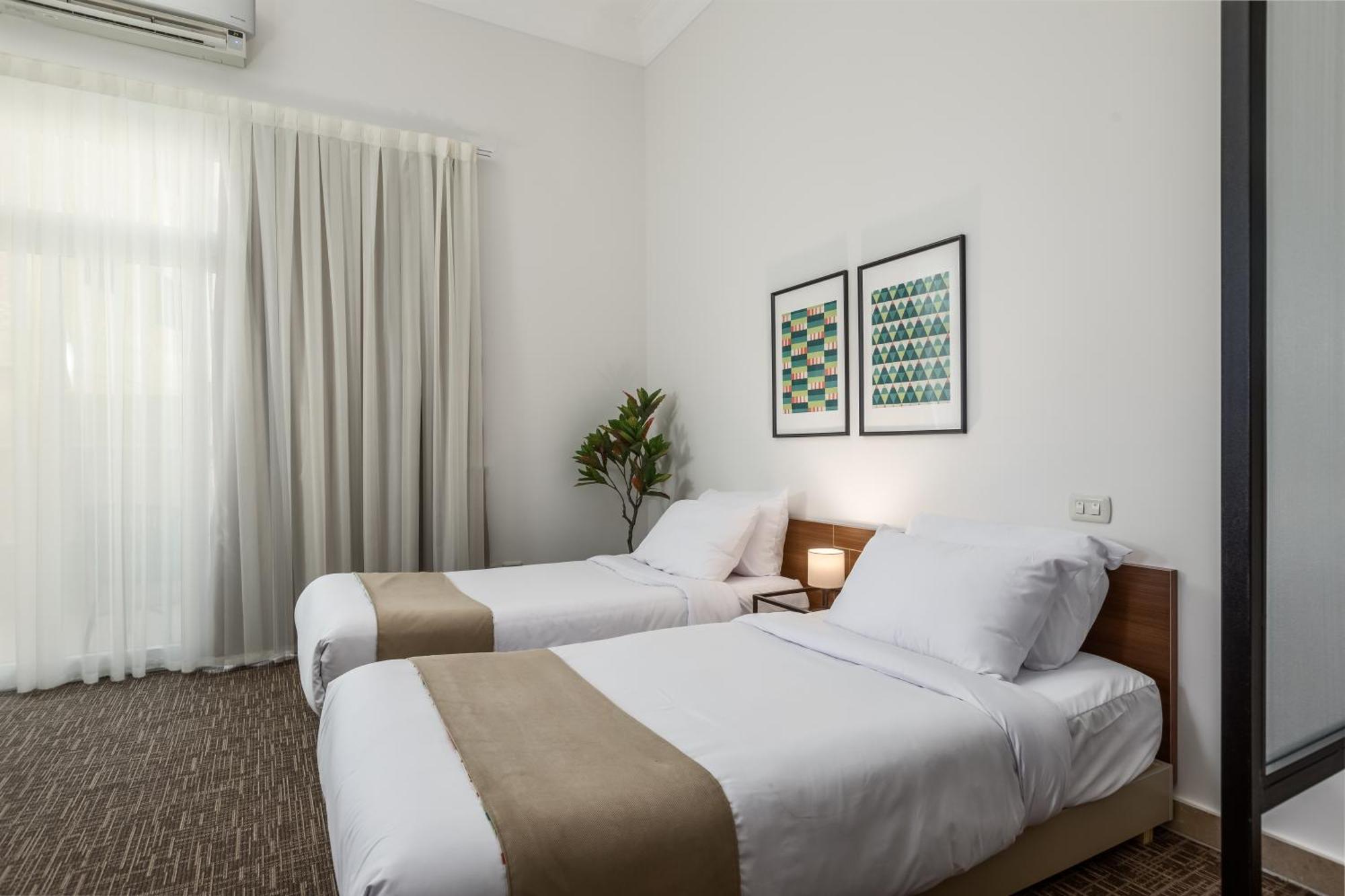 Livingville The Two-Fifty Kairo Bagian luar foto