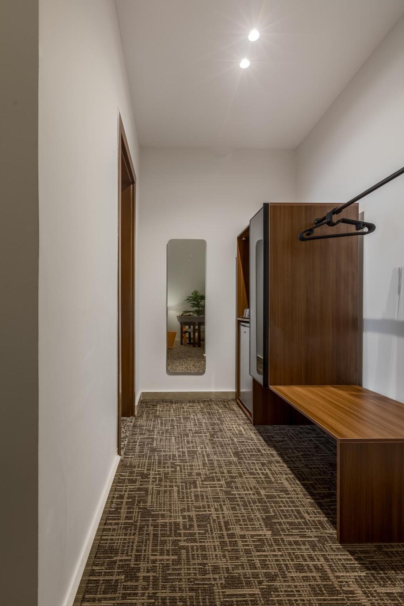 Livingville The Two-Fifty Kairo Bagian luar foto