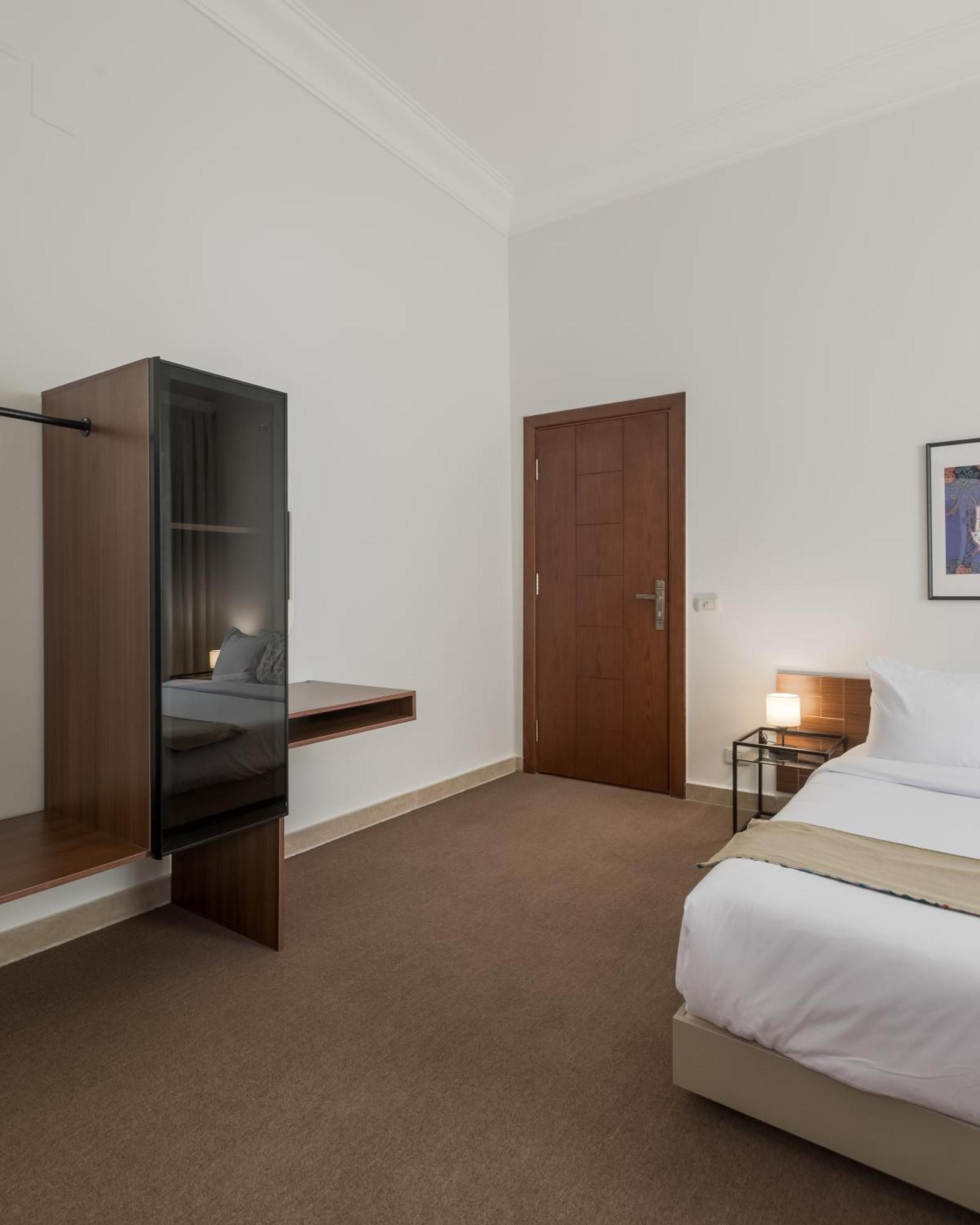 Livingville The Two-Fifty Kairo Bagian luar foto