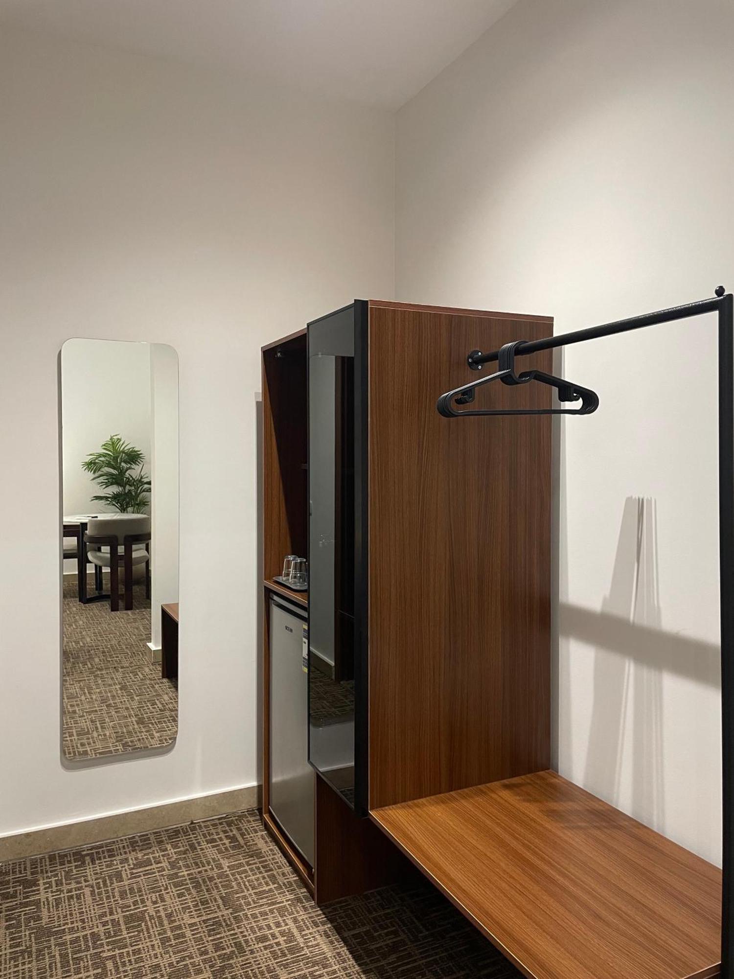 Livingville The Two-Fifty Kairo Ruang foto