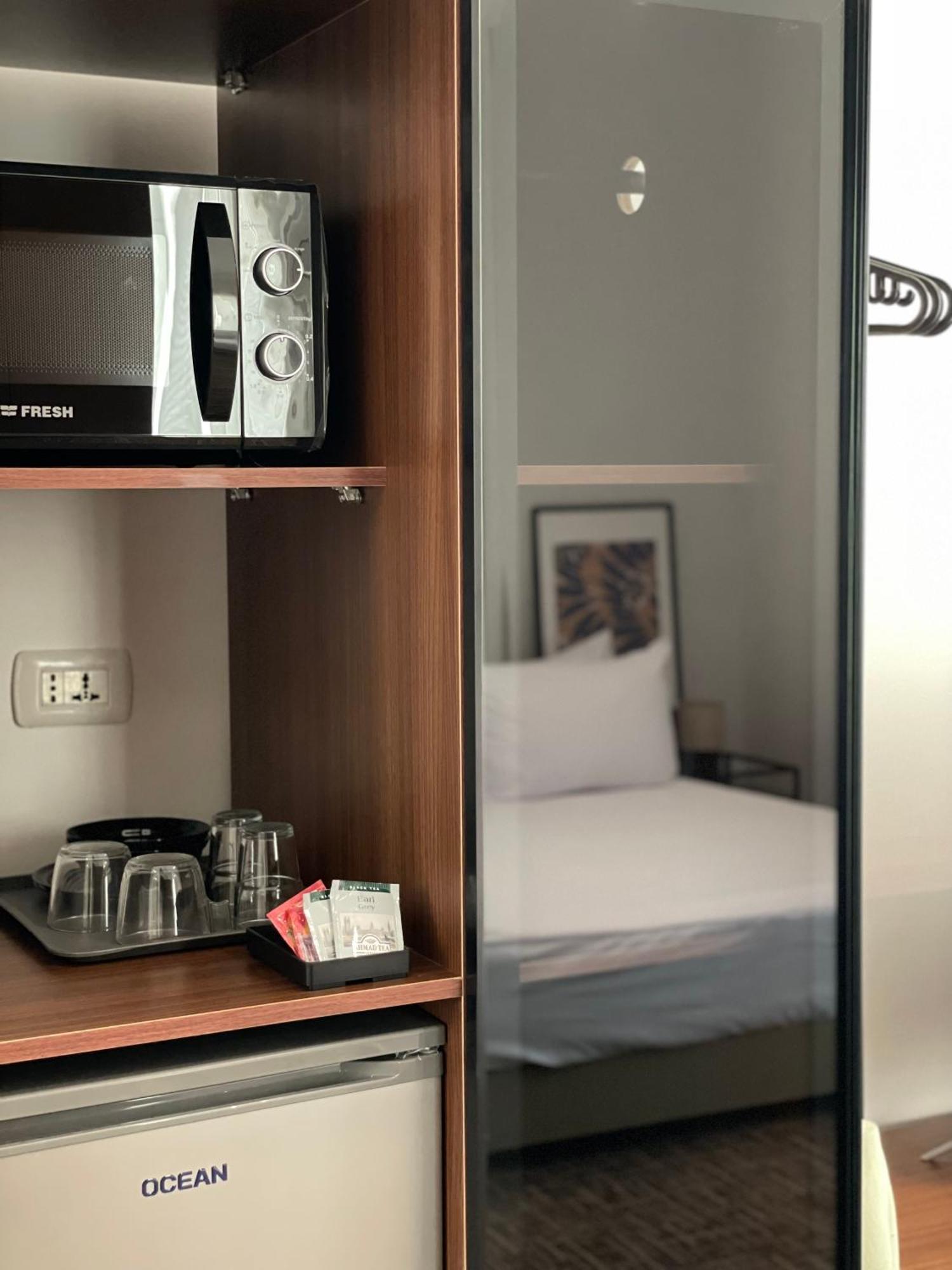 Livingville The Two-Fifty Kairo Bagian luar foto