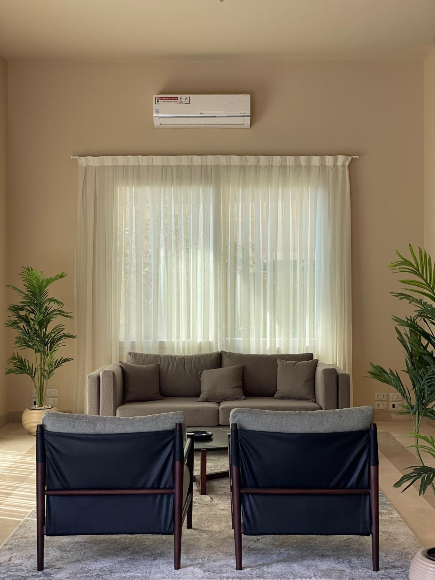 Livingville The Two-Fifty Kairo Bagian luar foto